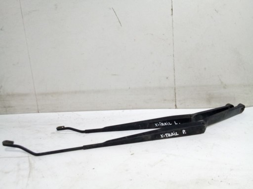 Nissan X-trail and T30 wiper arms front
