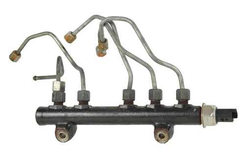 Rampe injection CITROEN PEUGEOT 1.6 D 96852975
