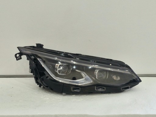 feu droit VW Golf VIII R FULL LED