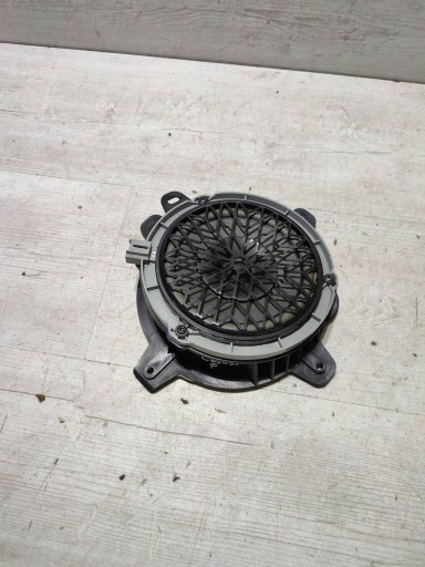 Opel Corsa F 2022 rear part side left speaker