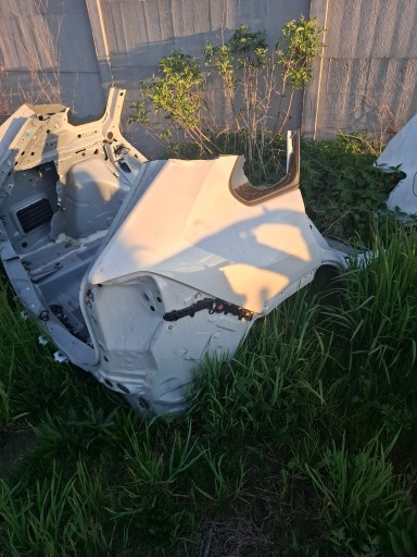 55777 - Правое заднее крыло круглое toyota rav-4 v 20r.-