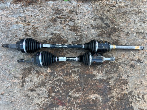 semi-axis left front JEEP GRAND CHEROKEE WK2 P68193661AA
