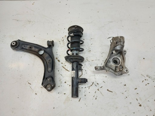 Audi RSQ3 Q3 83A 2022r shock absorber arm of the pivot left front