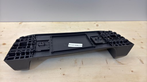 PORSCHE MACAN 2 II 95C bracket signs cover frame holder K147/GR711