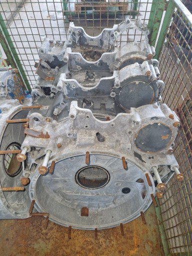 20753695 - Корпус сцепления VOLVO FH13 FM13 Renault Premium DXI D9 D11 DXI11 Автомат