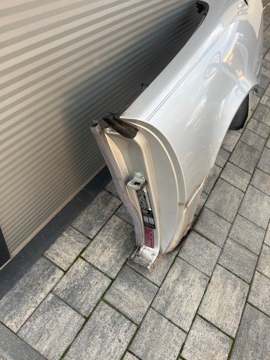MERCEDES R129 500 SL fender rear left without RDZY 1296301521