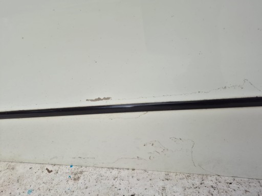 MERCEDES E KLASA W212 KOMBI 09- door left rear part rear. LAK.650