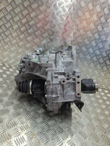 CAMBIO TOYOTA YARIS II III AURIS II 1.4 D4D 6-ingranaggi 09-18