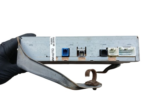 menič PLYT CD LEXUS RX II 400H (2004-2009) 86841-50090