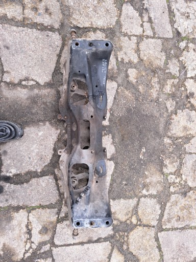 Pont essieu Renfort pare choc Essieu avant SUBARU LEGACY IV 2.0 D