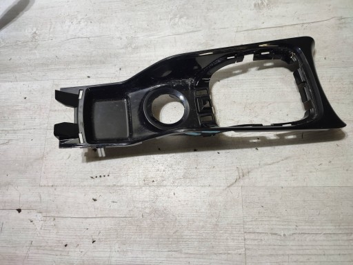Peugeot 2008 and 2018 frame cover of the dashboard