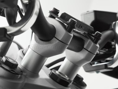 LEH.11.039.10201/S - ПІДНЕСЕННЯ TRIUMPH STREET TRIPLE 675 2012-2016