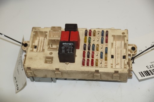 Module fusibles 46758961 FIAT PUNTO II