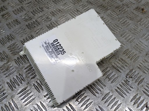 01 - БЛОК ЗАПОБІЖНИКІВ OPEL ASTRA L 9851622580