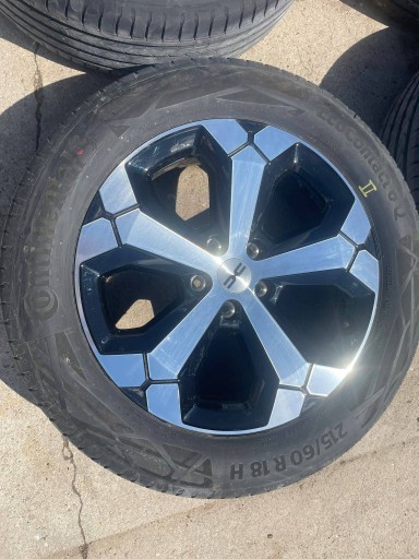 disc 18 wheels discs Bigster 403000722R tyres Continental 215/60 nr II