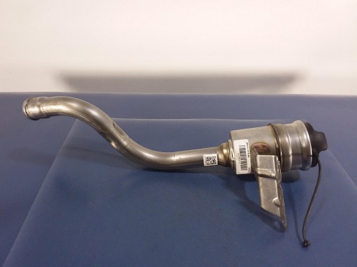 BMW G11 G12 740Le бензобак