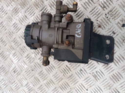 1879275 - SCANIA R КЛАПАН EBS ПЕРЕДНИЙ ТОРМОЗНОЙ КОНТРОЛЛЕР