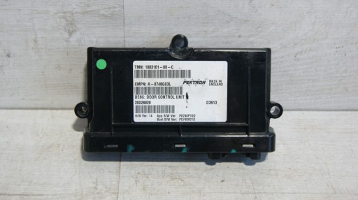 1002458-00-E - Модуль управления передней левой дверью Tesla Model S