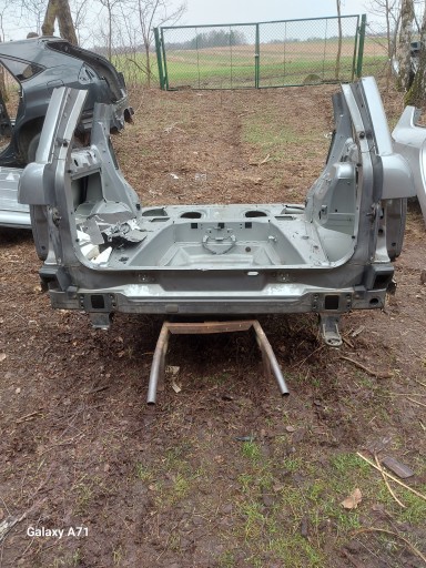 Ремінь задній для ванни Range Rover Vogue III L322