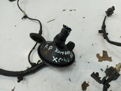 Volvo XC40 D4 bundle wiring komory of the engine right 32200128