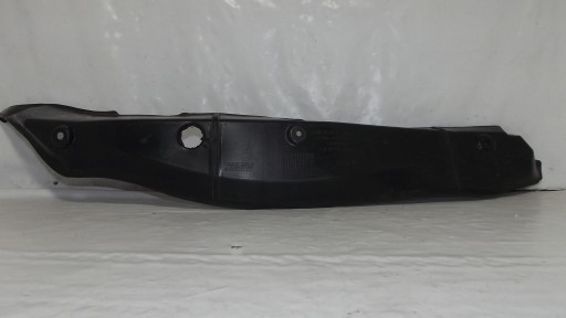 Mercedes C Klasa W205 zaštita blatobrana A2058890025