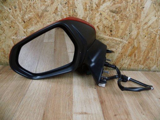 Toyota Yaris Cross 2020-2025 mirror left 6-PIN
