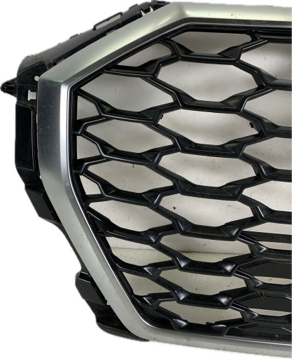 AUDI Q3 II 2 S-LINE 2018 grill grille grid 83F853651B