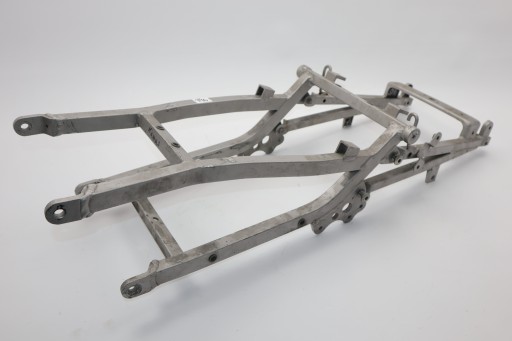 Kawasaki zxr400 задня рама