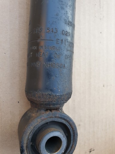 Stoßdämpfer heck hinten VW MULTIVAN T5 7H OE 7E5513029A