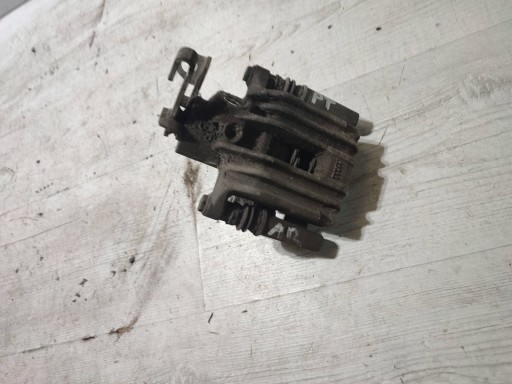 Seat Arona 2019 rear part side right rear caliper brake