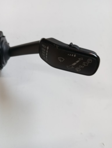 Devio leve volante SEAT ARONA 2Q1953507L
