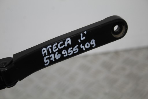 wiper arm left SEAT ATECA 575 576
