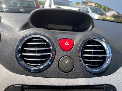 grid air conditioning devices air central Citroen C3 Plurier 03-09