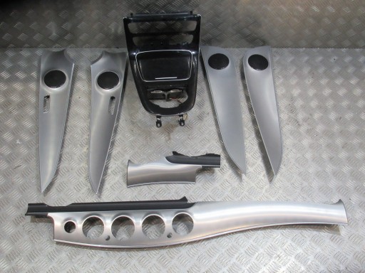 MERCEDES W213 КОМПЛЕКТ ДЕКОРАТИВНИХ НАКЛАДОК ДВЕРНОЇ КОНСОЛІ