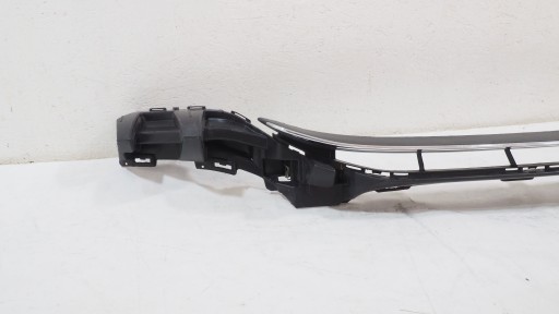Mercedes C třída W205 střední mřížka nárazníku předek A2058851065