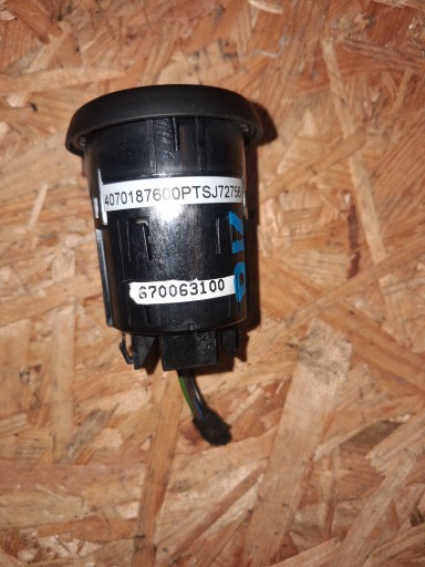 clock STOPER consoles MASERATI LEVANTE 670063100