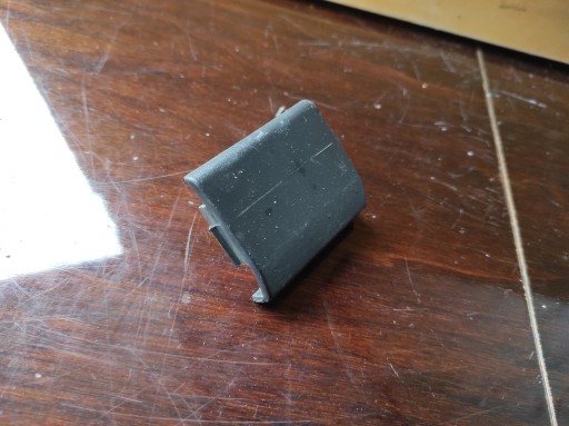 COPRI MODANATURA OZDOBNEJ PARAURTI RENAULT CLIO III 901080X85009