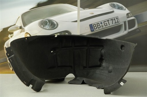 97050413404 - Porsche 970.1 Panamera Задня колісна арка, R