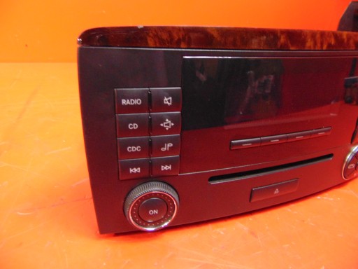 MERCEDES R-KLASA 251 W251 RADIO CD RADIO A2518209489