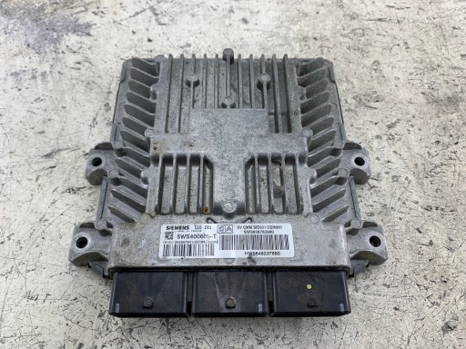 PEUGEOT 607 2.7 HDI control unit of the engine 9648237680