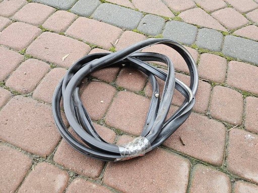 gasket door front przednich of left - Do okolo door Opel Insignia A