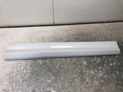 moulding door right front AUDI Q2 S-LINE 81A853960A