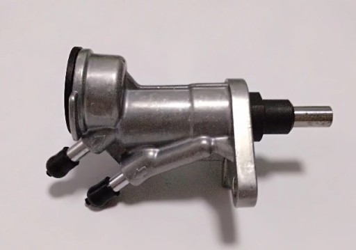 DEUTZ ТОПЛИВНЫЙ НАСОС 04103661