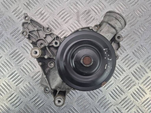 Mercedes E350 W212 water pump A2722000901 M272.977