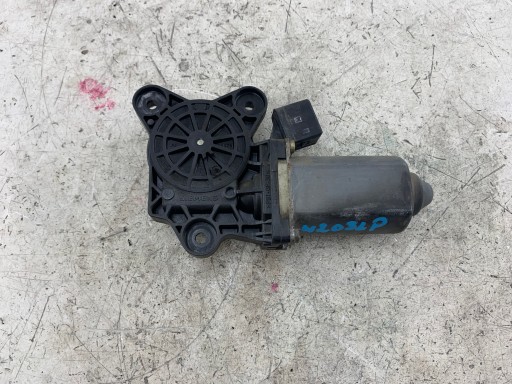 MERCEDES W203 mini motor windows right front A2208204642