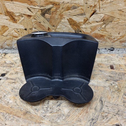 FORD FOCUS MK3 11-15 KOMBI HB PANEL pretinac suvozača adapter ZAPALNICZKI
