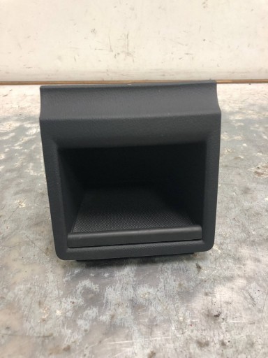 passenger compartment plato AUDI A3 8P LIFT 8P0863351D