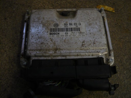 Комп'ютер контролер двигуна 06a906032cq vw skoda octavia
