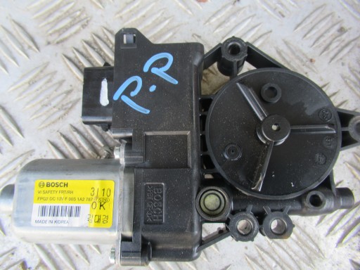 Hyundai equus genesis 2015 мотор правого переднього скла