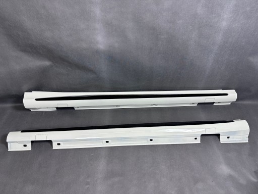 A1186980700 - Mercedes cla x118 w118 c118 накладка на пороги amg 45 idel ліворуч праворуч